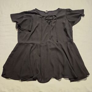 Torrid women's size 00 or Medium/Large black short sleeve sheer blouse VGUC